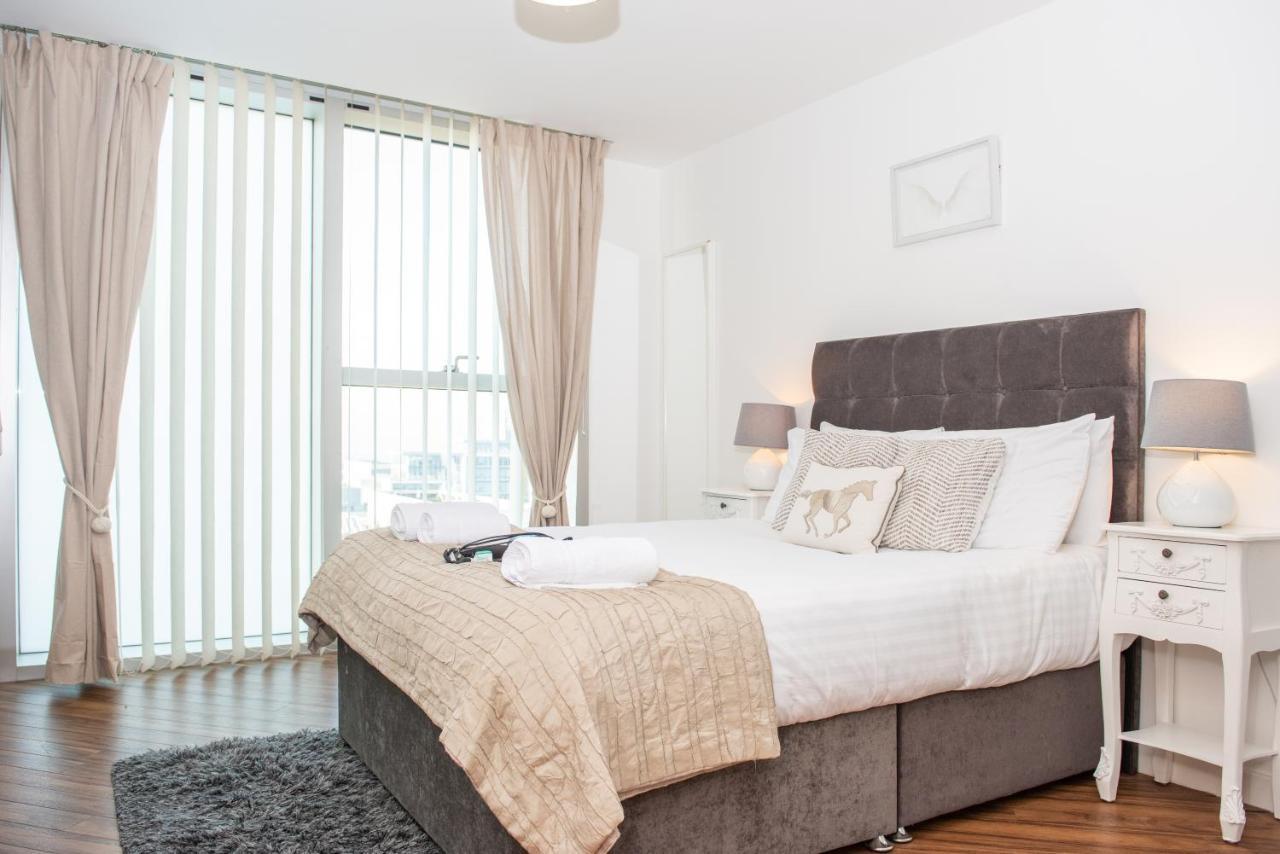 City Stay Apartments - Hub มิลตันคีนส์ ภายนอก รูปภาพ