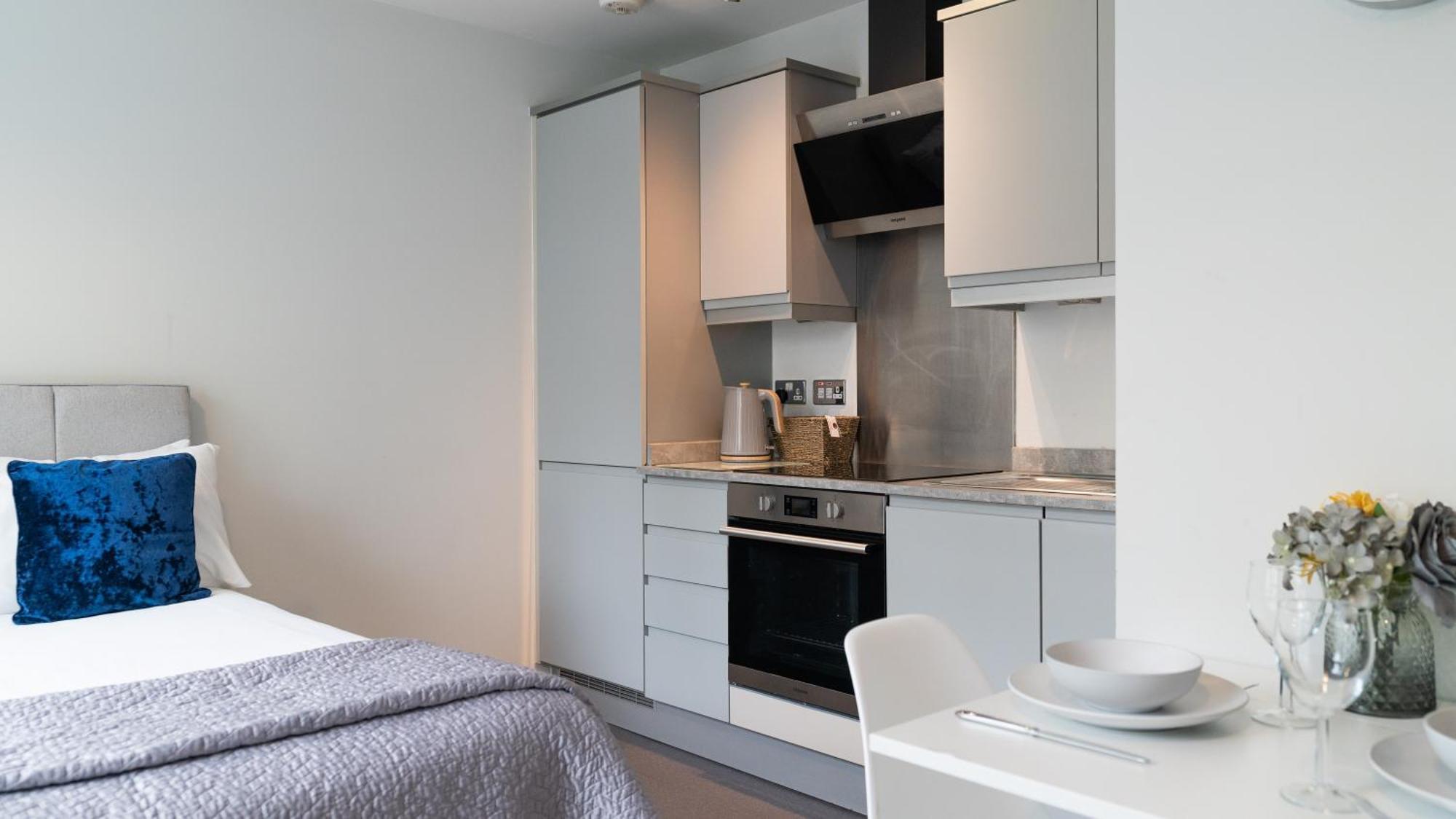 City Stay Apartments - Hub มิลตันคีนส์ ภายนอก รูปภาพ