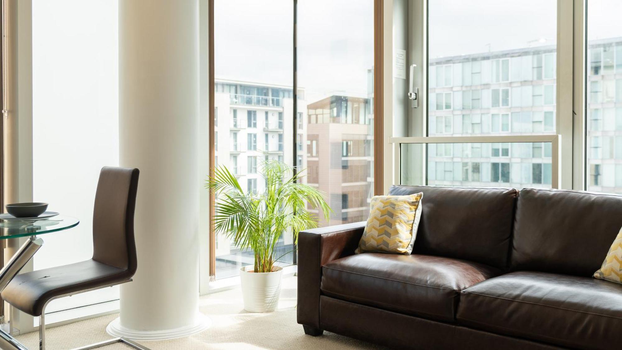 City Stay Apartments - Hub มิลตันคีนส์ ภายนอก รูปภาพ